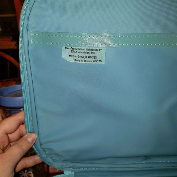 *SOLD* Vintage 1986 Peter’s Bag Corp. Care Bears Kids Suitcase Luggage Bag - Picture 9 of 12